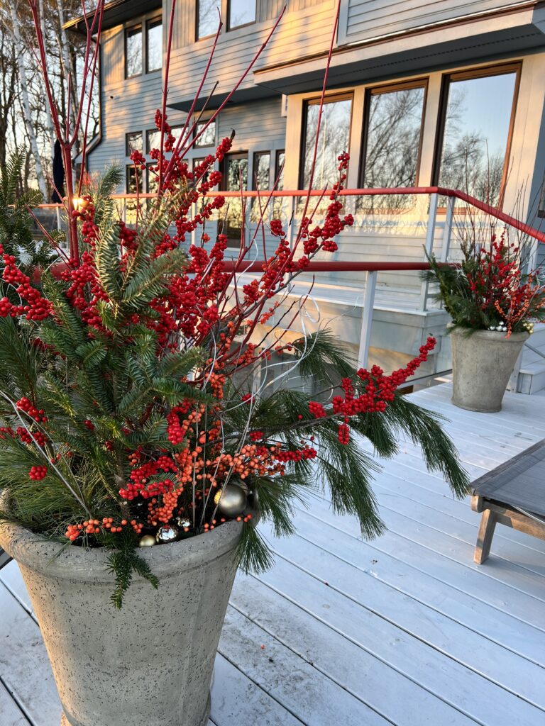 Winterberry festive winter pot